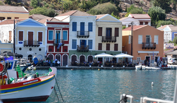 Βίζα σε Τούρκους πολίτες για νησιά του Αιγαίου παραχωρεί η Ελλάδα
