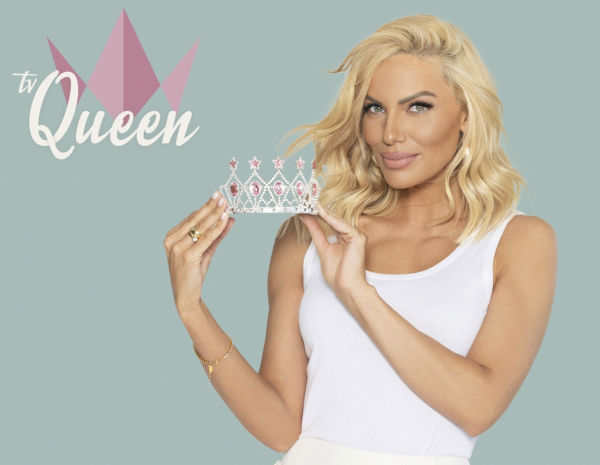 TV Queen: Απόψε η πρεμιέρα του σόου με την Ιωάννα Μαλέσκου στο OPEN