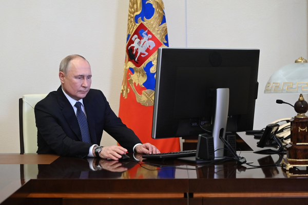 Το χρονικό ενός... προαναγγελθέντος θριάμβου: Με 87% ο Πούτιν επανεξελέγη Πρόεδρος της Ρωσίας