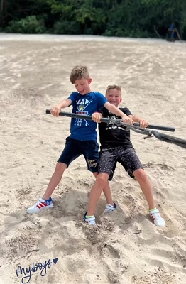 ΓΙΩΡΓΟΣ ΛΙΑΝΟΣ - ΓΙΟΙ