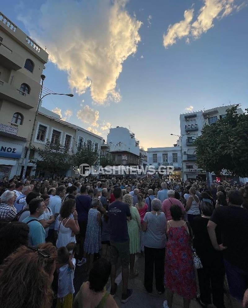 Blue Horizon, Συγκέντρωση Διαμαρτυρίας, Αντώνης Καρυώτης, Άγιος Νικόλαος Κρήτης, Άγιος Νικόλαος Λασιθίου, Κρήτη