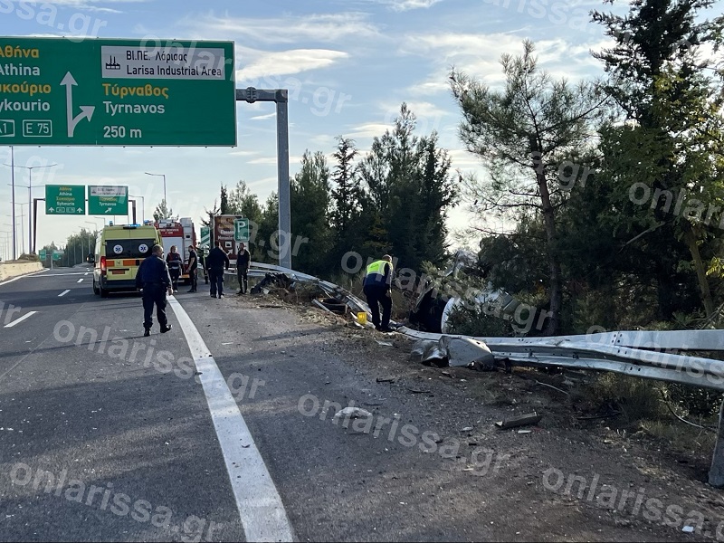 λαρισα, ανατροπή βυτιοφορο