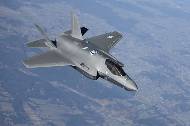 f 35, Κογκρέσο