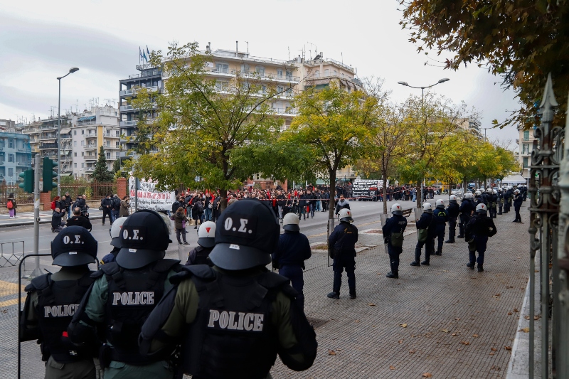 Αλέξανδρος Γρηγορόπουλος, Πορεία, Πανό, Συνθήματα