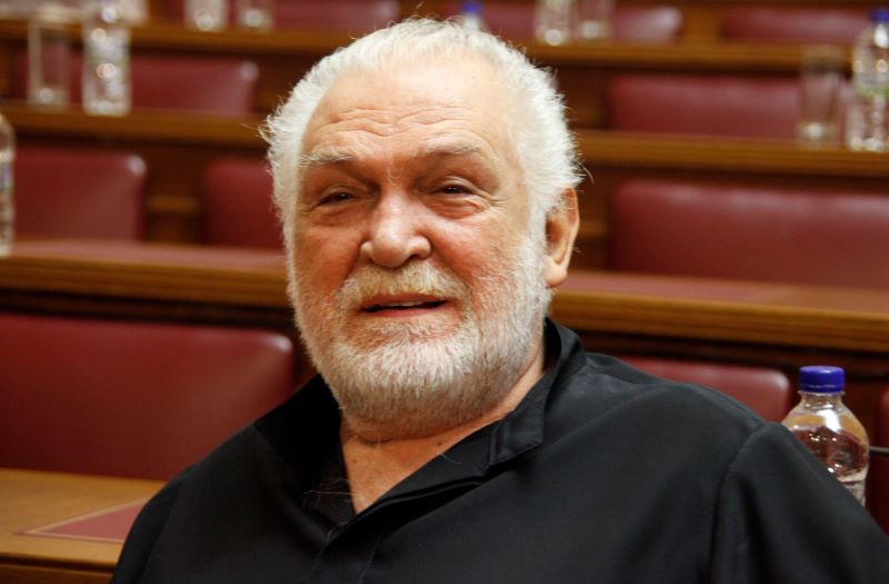 kostas kazakos, κώστας καζάκος