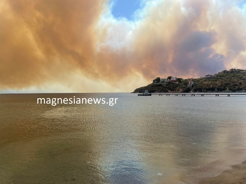 Μαγνησια, φωτια στη Μαγνησια, Βολος, φωτια τωρα, 112, εκκενωση