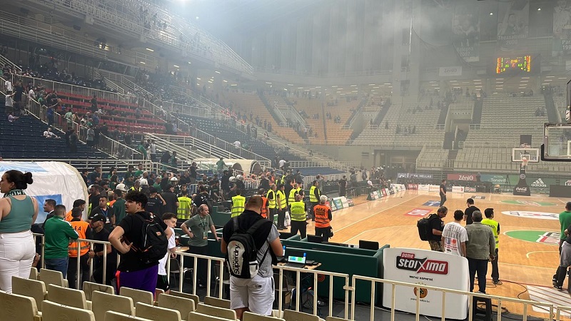 Οριστική διακοπή στο Ολυμπιακός - Παναθηναϊκός στο μπάσκετ: Τα ΜΑΤ στο γήπεδο (φωτογραφίες 2 olympiakos_panathinaikos_mpasket_telikos_mat2.jpg