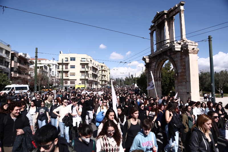 Πορεία διαμαρτυρίας για τα Τέμπη