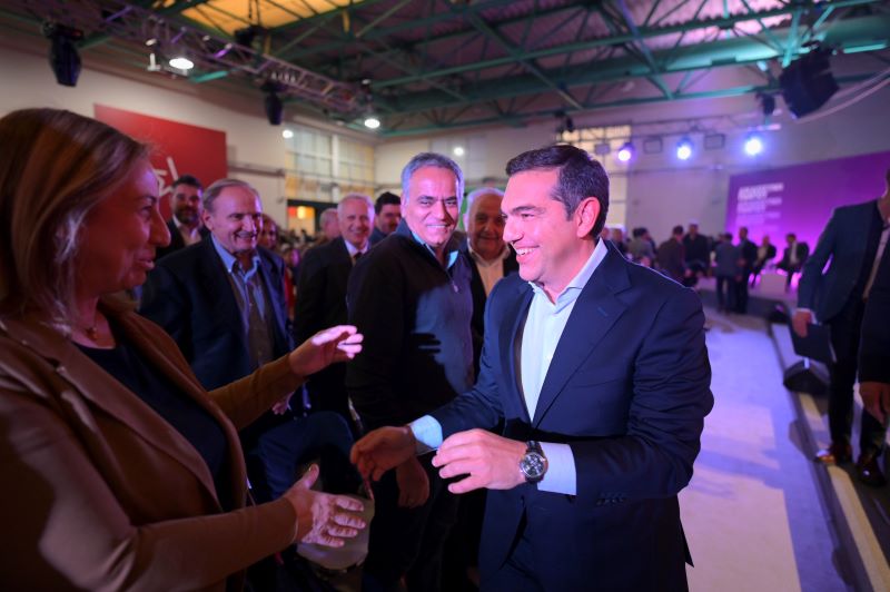 tsipras_peristeri_neo7.jpg