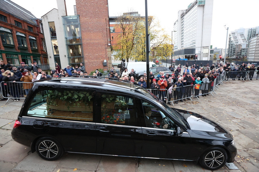 iEidiseis.gr | ΕΙΔΗΣΕΙΣ από την Ελλάδα & όλο τον κόσμο 2 kideia-bobby-charlton23_6732f.jpg