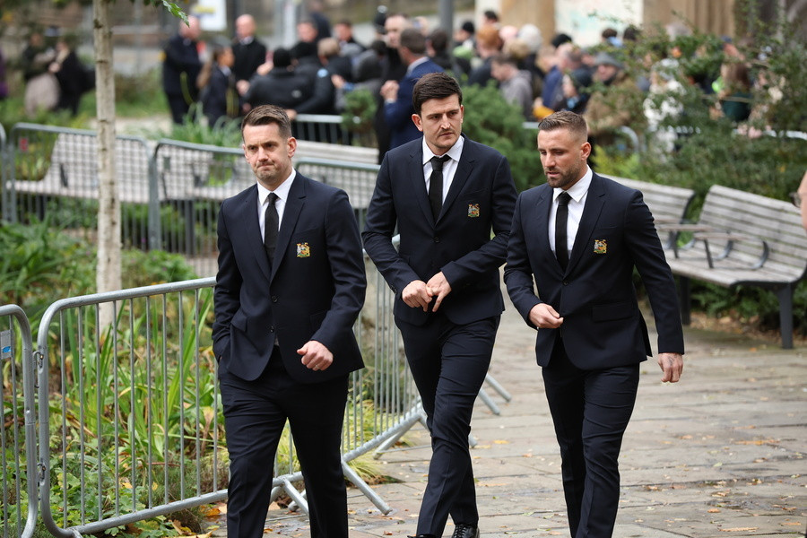 iEidiseis.gr | ΕΙΔΗΣΕΙΣ από την Ελλάδα & όλο τον κόσμο 5 kideia-bobby-charlton_0e363.jpg