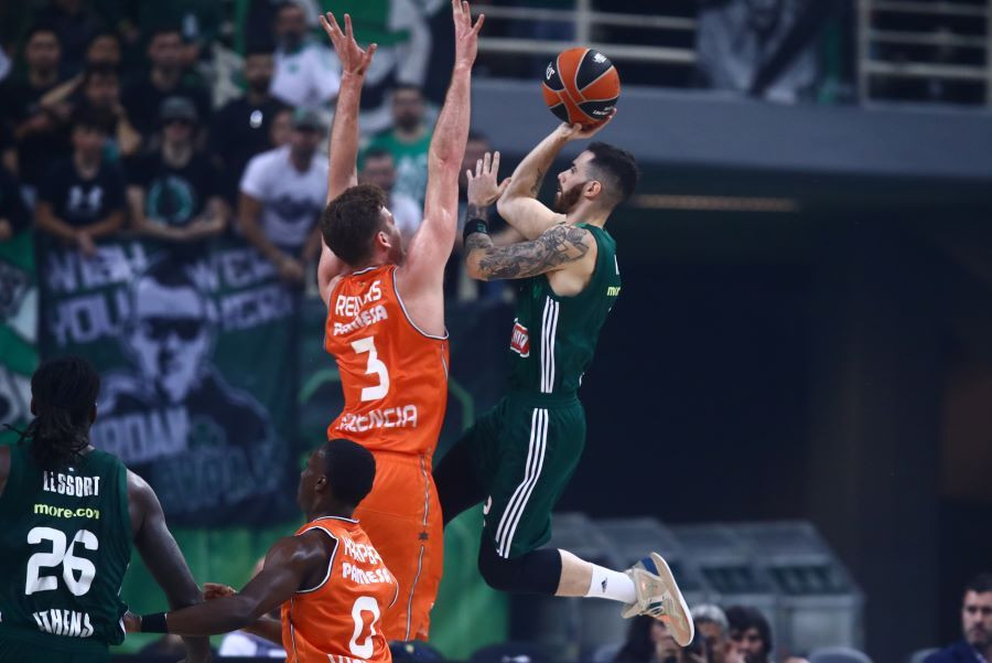 Βαλένθια 90-73: Πάτησε τις «νυχτερίδες» στο κατάμεστο ΟΑΚΑ 1 pao_balenthia_oaka2_e7753.jpg