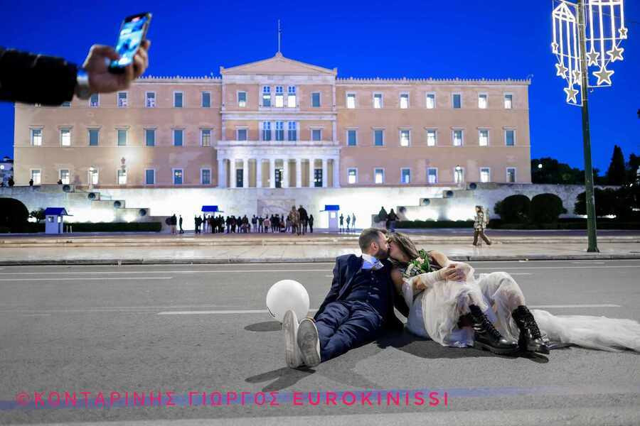 Syntagma-neonimfoi_2203b.jpg