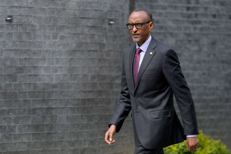 kagame_8b18a.jpg