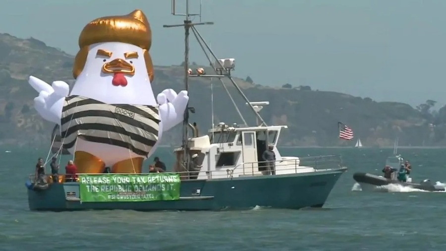 anti trump 2 af082