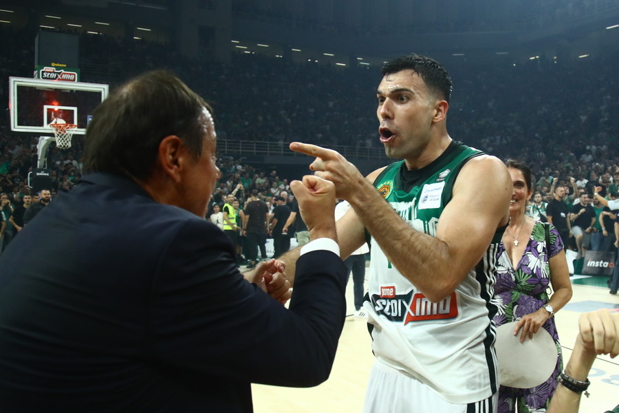 Η επιστροφή του «Αυτοκράτορα»: Τα... σάρωσε όλα ο Παναθηναϊκός 2 6252040_badd6.jpg