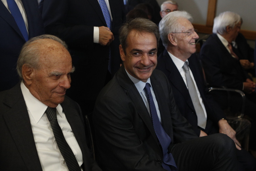 Mitsotakis6_855c8.jpg