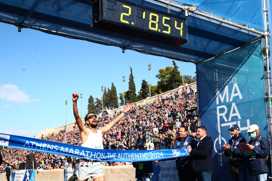 Ο Χαράλαμπος Πιτσώλης νικητής του 41ου Αυθεντικού Μαραθωνίου 1 afthentikos-marathonios-athinas-02_bc667.jpg