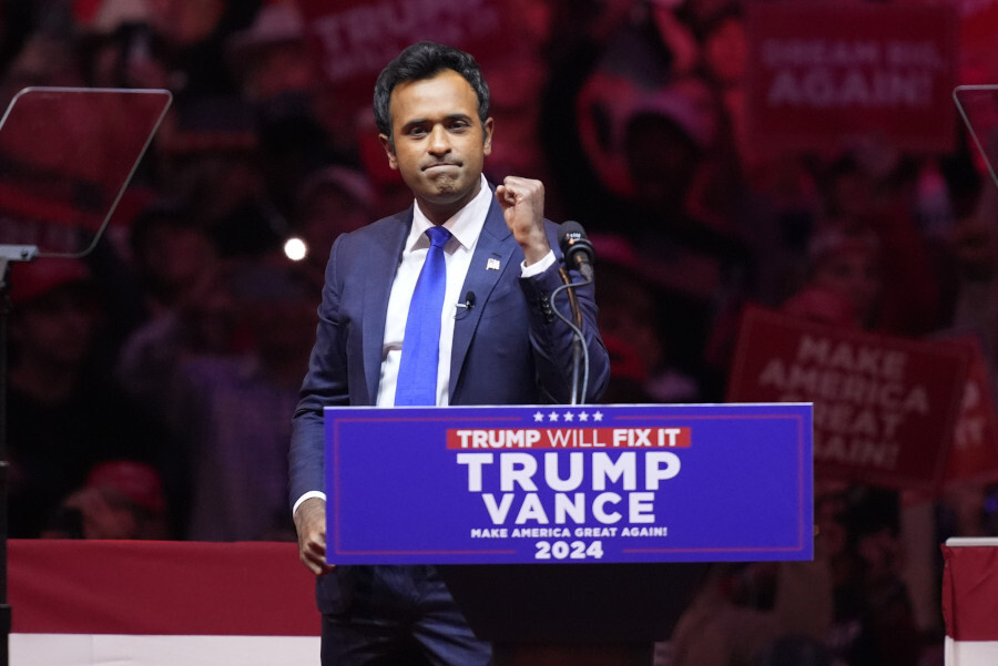 vivek-ramaswamy-kyvernisi-trump_a2ed0.jpg