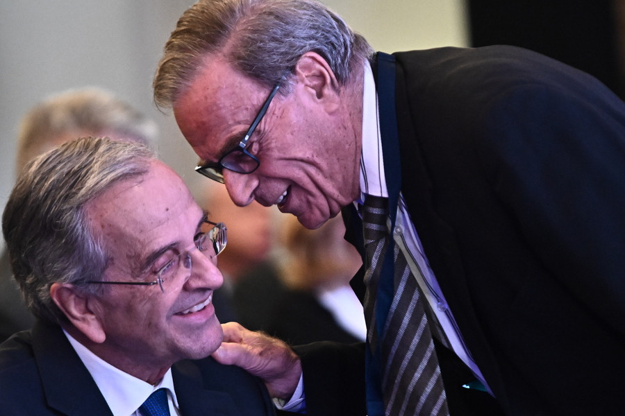 antonis-samaras-synedrio-omilia-03_58df5.jpg