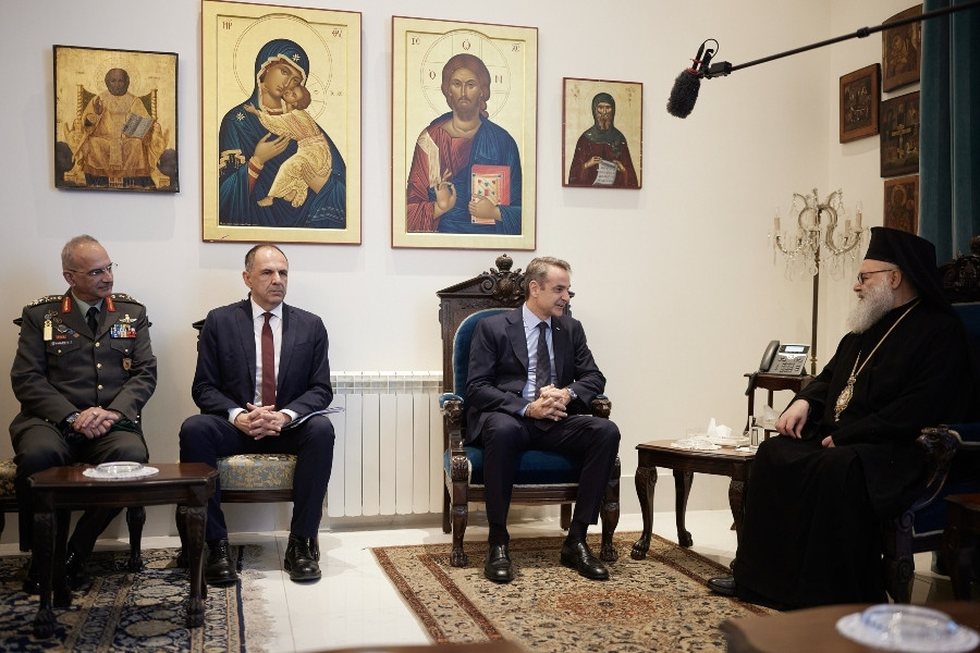 mitsotakis_1_991c4.jpg
