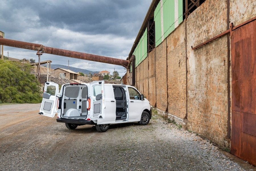 idrivetransporter4_1_fdf4a.jpg