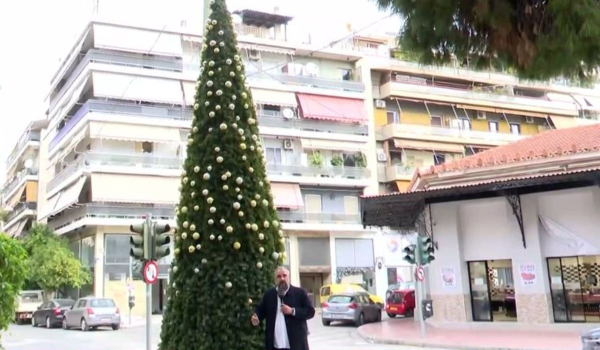 Έκλεψαν τα στολίδια και από το χριστουγεννιάτικο δέντρο στα Σεπόλια (Βίντεο)