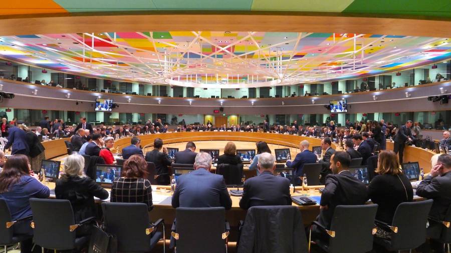 Κορονοϊός: Πρόταση Κικίλια στην ΕΕ για e-πλατφόρμα δεδομένων για τον COVID-19