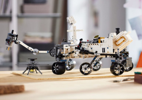 NASA: Το Mars Rover Perseverance με 1.132 τουβλάκια lego (Βίντεο)