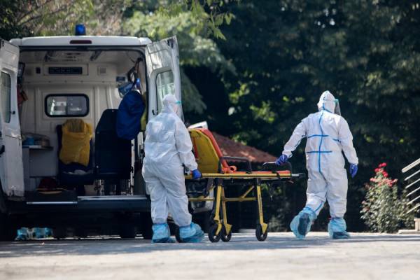 Κορονοϊός: Νεκρή 84χρονη στο σπίτι της στην Καρδίτσα - Διαπίστωσαν μετά θάνατον ότι είχε τον ιό