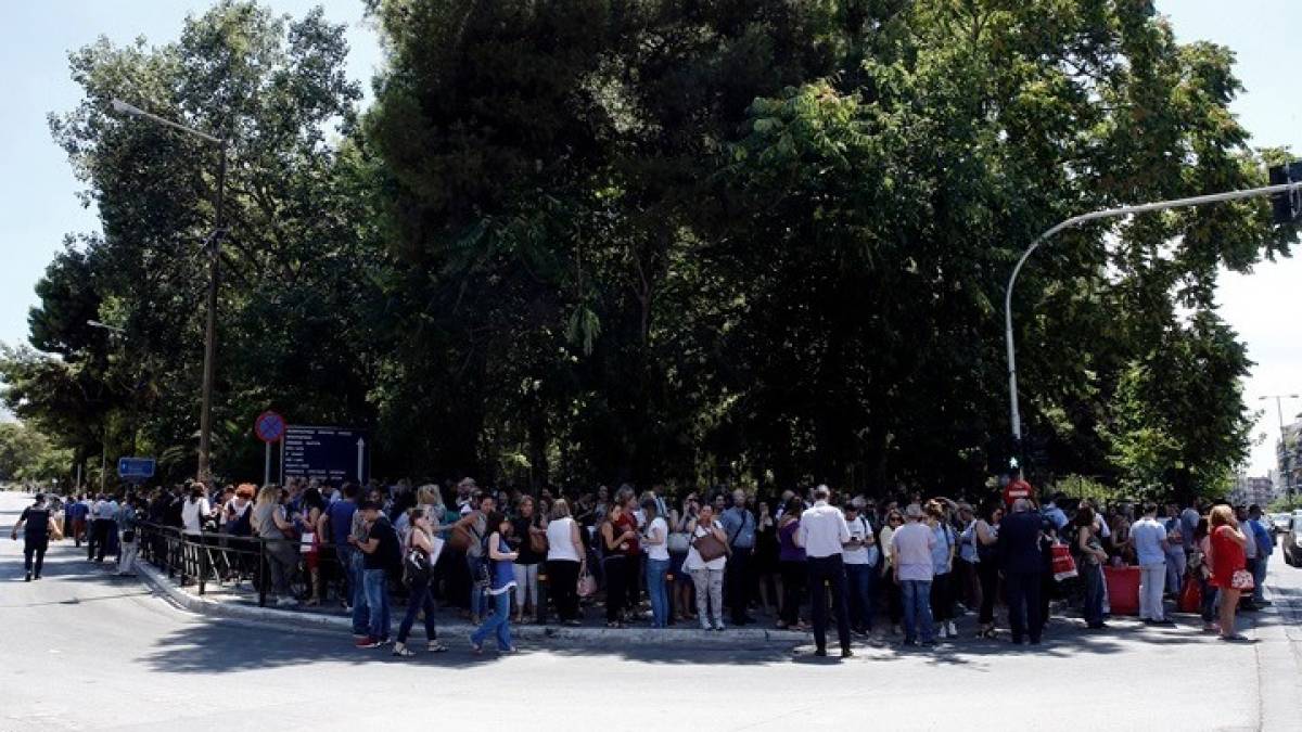 Σεισμός στην Αθήνα: Σε ετοιμότητα για την παροχή βοήθειας οι Ένοπλες Δυνάμεις