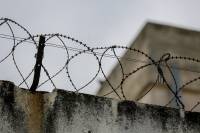 Συμπλοκή με αυτοσχέδια ρόπαλα και σουβλιά στις φυλακές Δομοκού