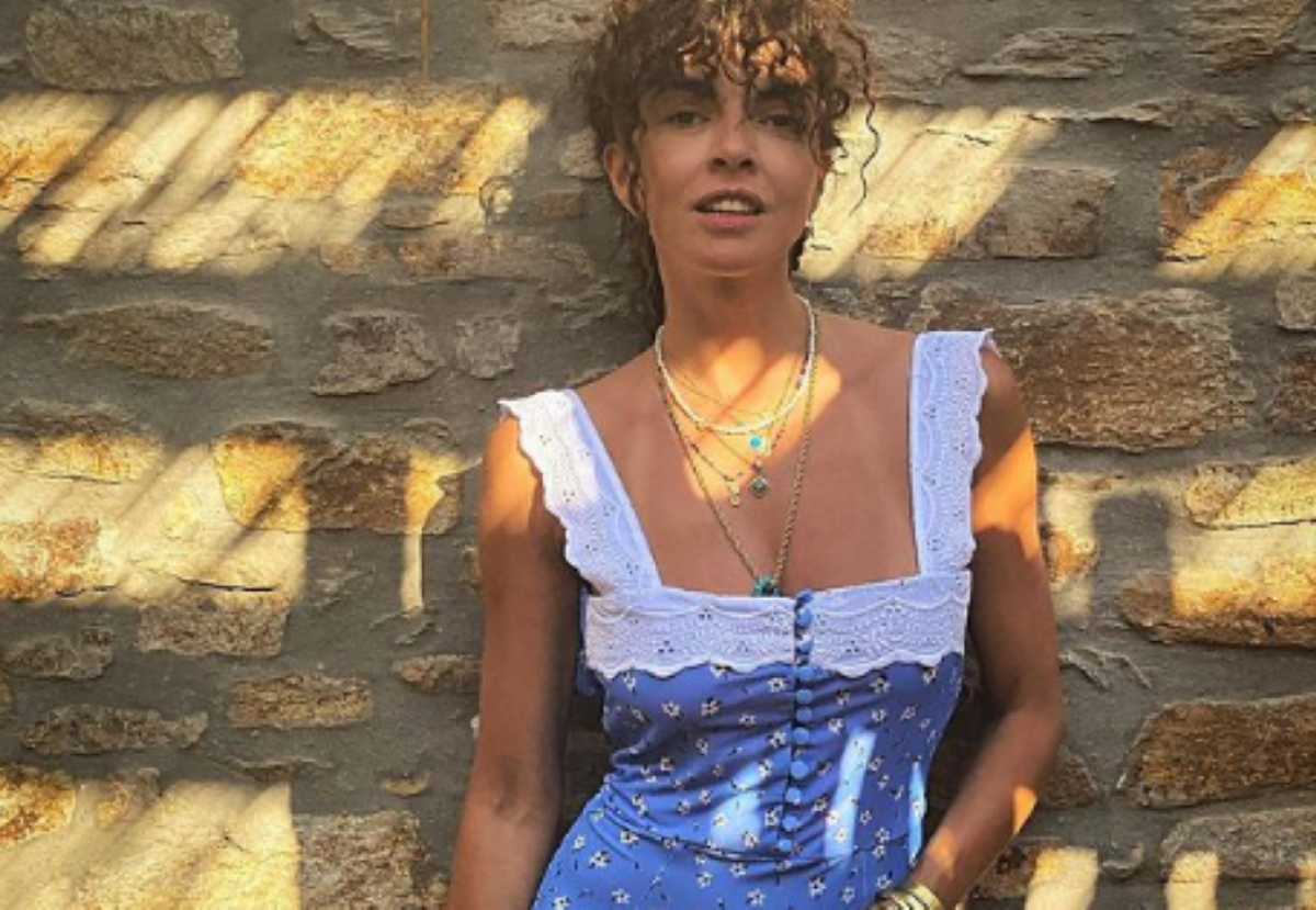 Μαρία Σολωμού: Με εντυπωσιακό διαφανές φόρεμα στα Ματογιάννια