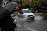 Σάκης Αρναούτογλου: Πού θα χτυπήσουν επικίνδυνες βροχές τις επόμενες ώρες