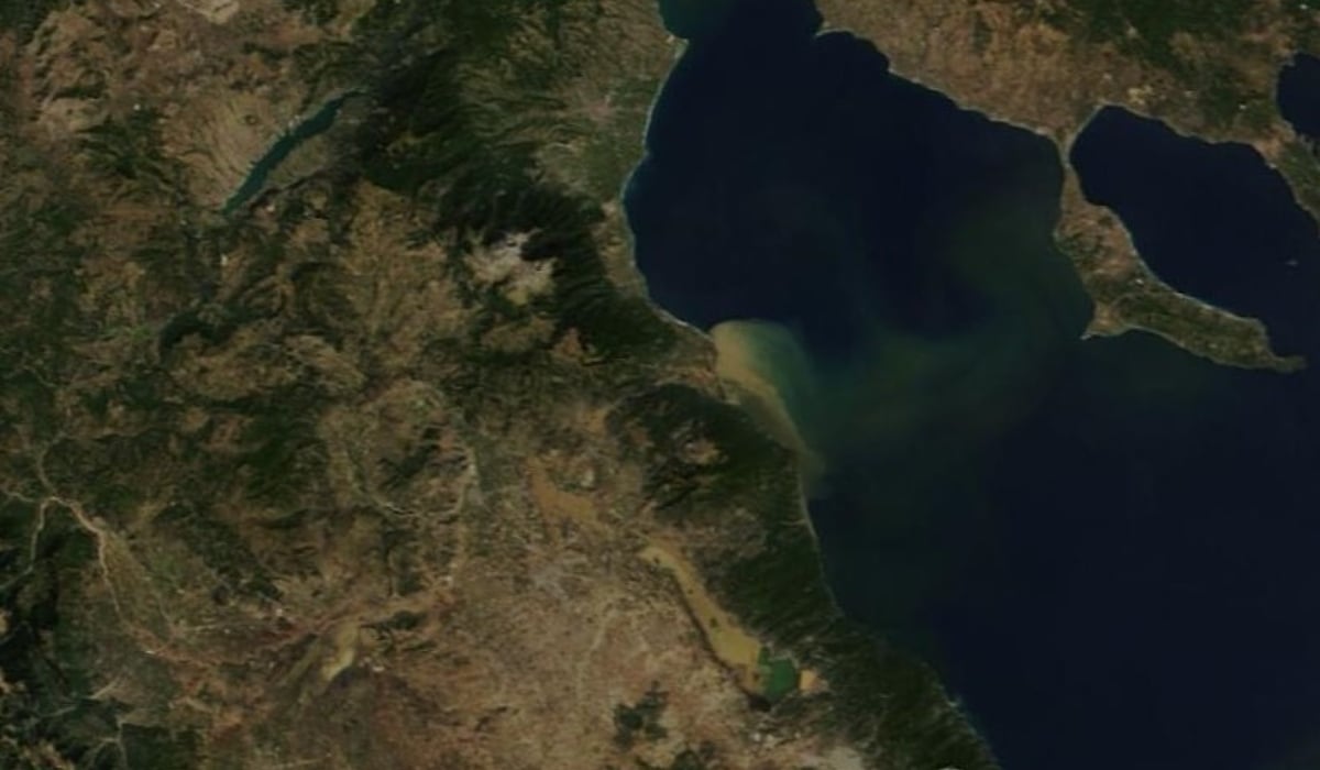 Λωρίδα λάσπης «ένωσε» Θεσσαλία με… Χαλκιδική - Εικόνα από δορυφόρο