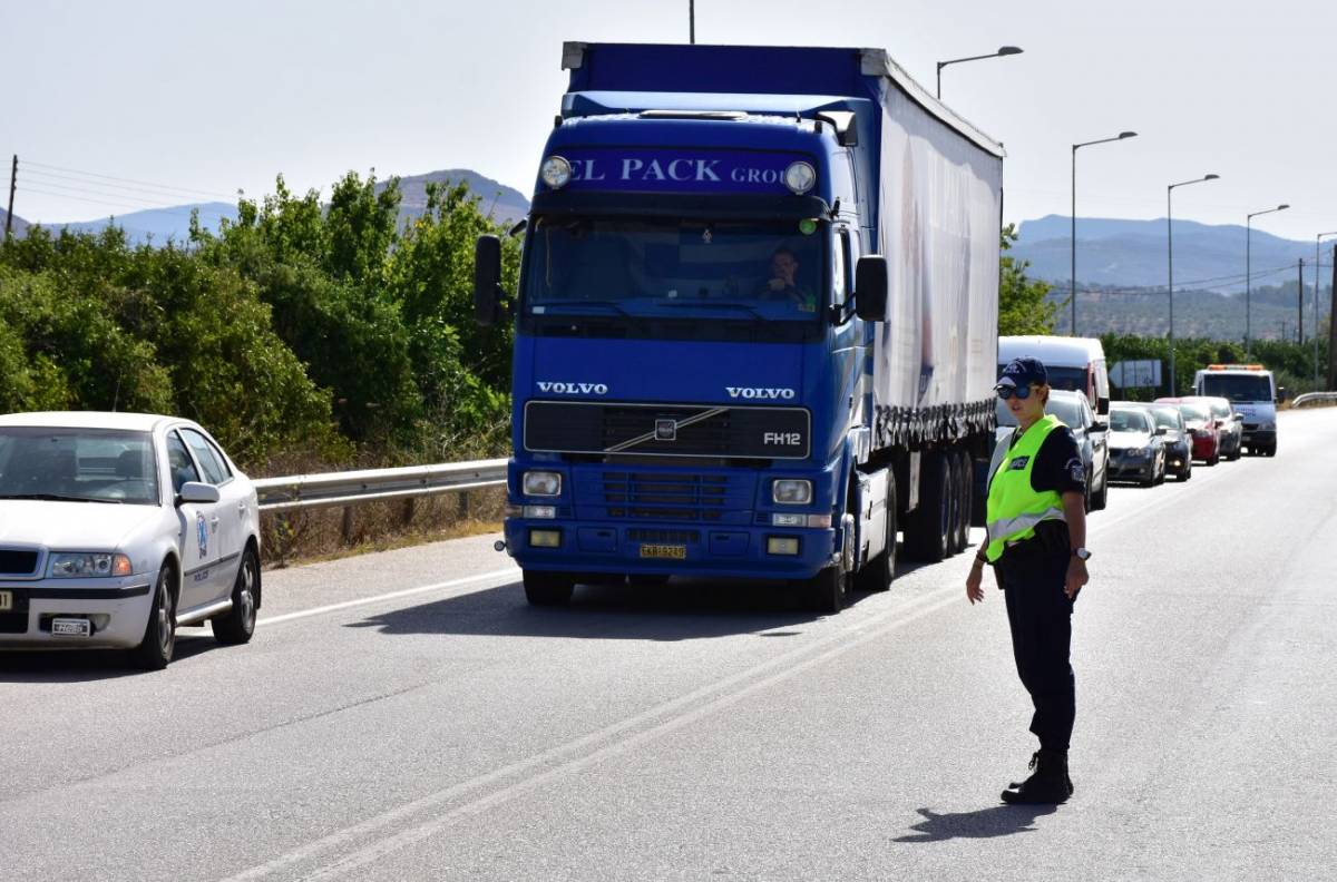 Απαγόρευση κυκλοφορίας φορτηγών στις εθνικές οδούς