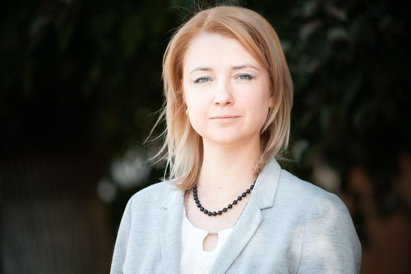 Εκατερίνα Ντούντσοβα: Ποια είναι η γυναίκα που θέλει να γίνει Πρόεδρος της Ρωσίας και να διώξει τον Βλαντίμιρ Πούτιν