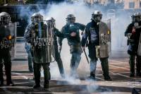 Επεισόδια στο κέντρο της Αθήνας - Ένταση και χημικά στο φοιτητικό συλλαλητήριο