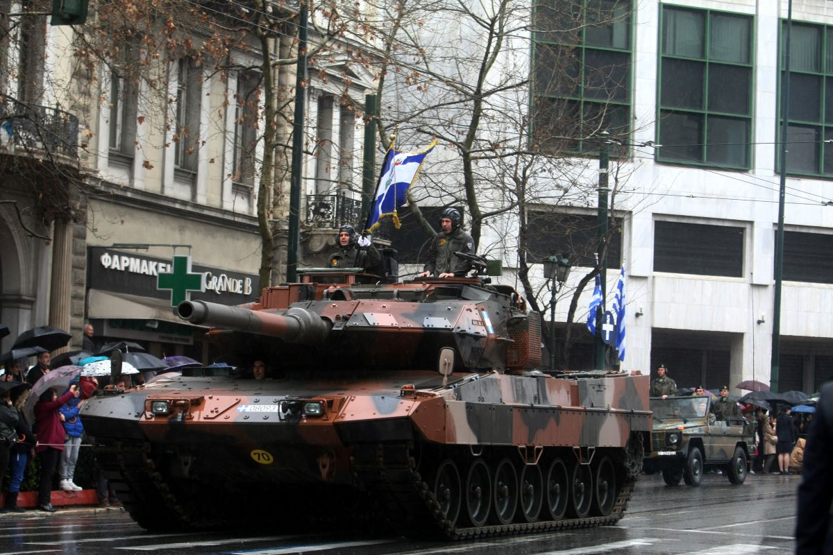 Οι Γερμανοί βάζουν στο «μάτι» τα ελληνικά Leopard: «Είναι κατάλληλα για την Ουκρανία»