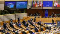 Το Ευρωπαϊκό Κοινοβούλιο επικύρωσε τη συμφωνία για το Brexit