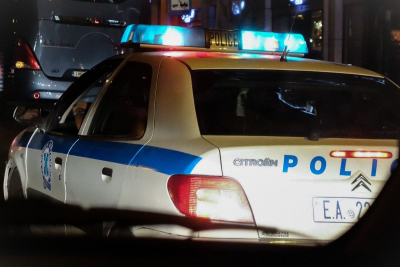 Νέα Ιωνία: Έκρηξη χειροβομβίδας τα ξημερώματα σε πολυκατοικία - Αστυνομικός ανάμεσα στους ενοίκους