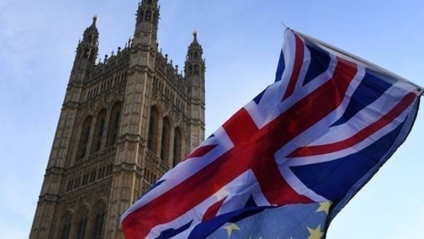 Ξεκινούν οι συνομιλίες ΗΠΑ - Βρετανίας για τη μετά Brexit εποχή