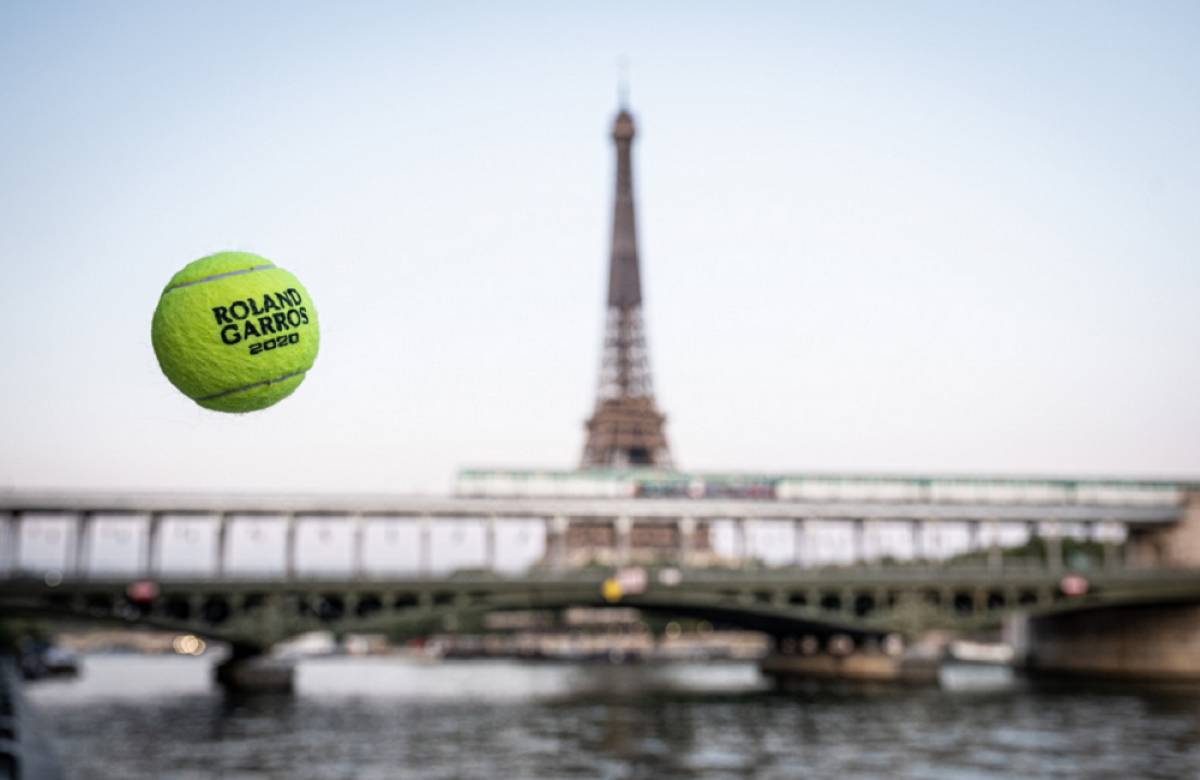 Rolland Garros: Τενίστρια βρέθηκε θετική στον κορονοϊό