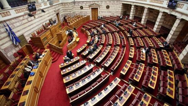 Βουλή: Υπερψηφίστηκε επί της αρχής το ν/σ για τα προσωπικά δεδομένα