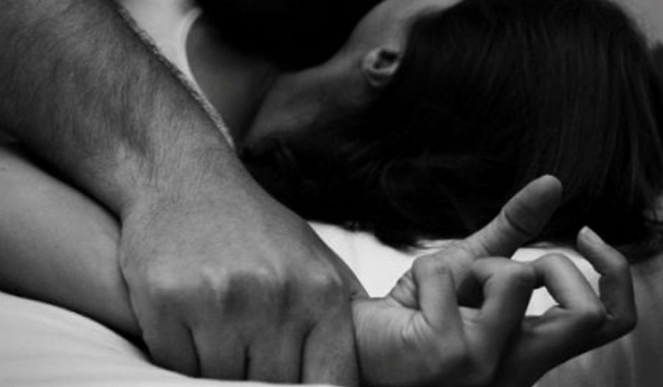 Σάλος στην Ιταλία: Αθώος βιαστής διότι... τον προκάλεσε η κοπέλα!