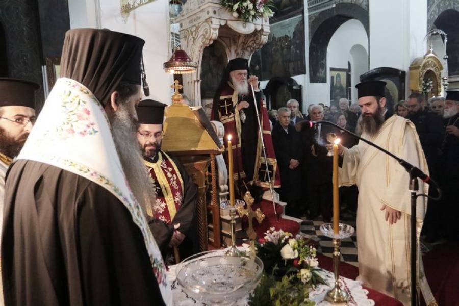 Ο Αρχιεπίσκοπος Ιερώνυμος στον αγιασμό επαναλειτουργίας του Ι.Ν. Αγίου Βασιλείου, στο Ρουφ