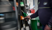 Προβλέψεις για μείωση της τιμής της βενζίνης το επόμενο τριήμερο – Πού θα φτάσει το λίτρο