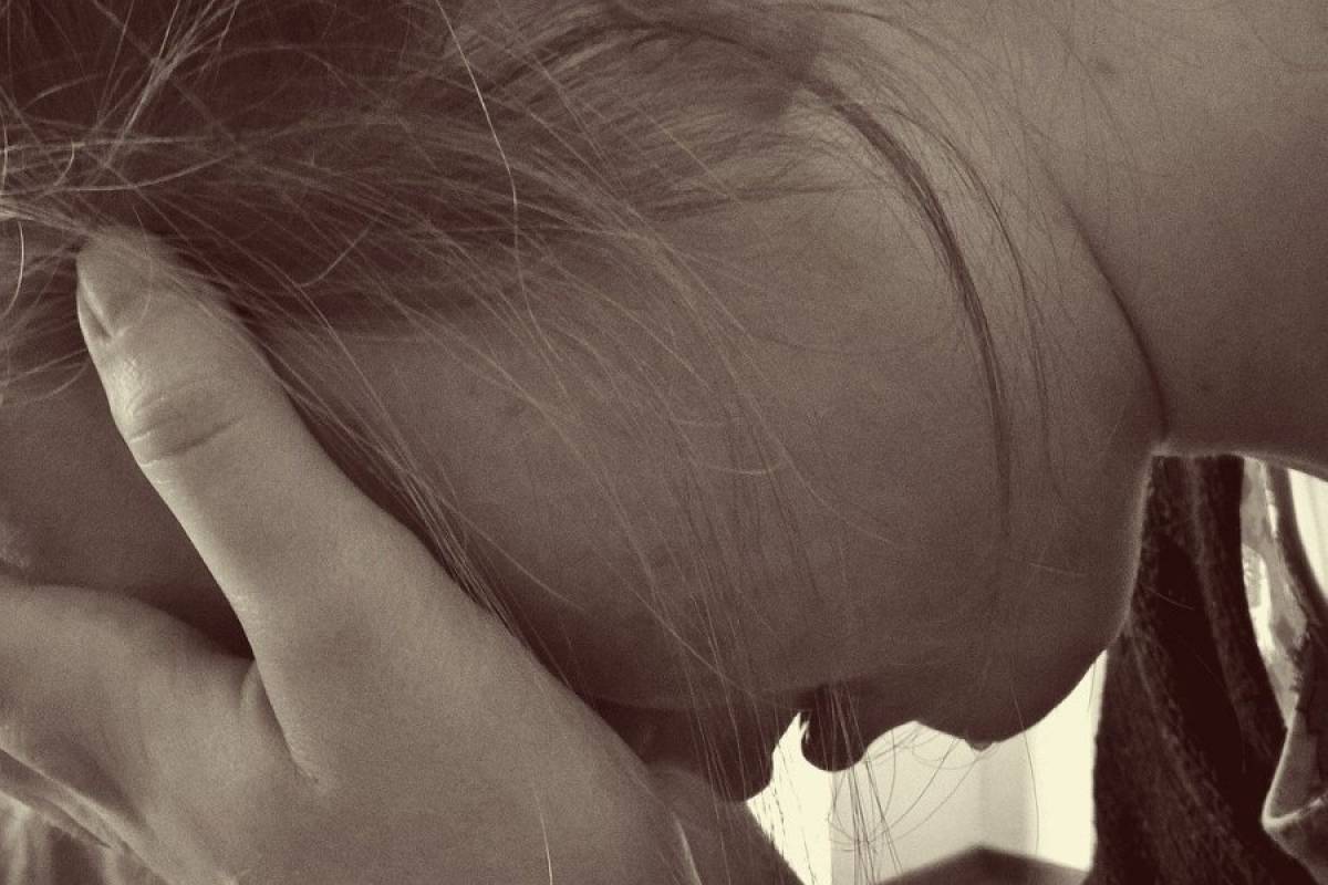 Βρετανία: Άγνωστος βίασε 15χρονη - Της ζήτησε το κινητό για ένα «επείγον τηλεφώνημα»