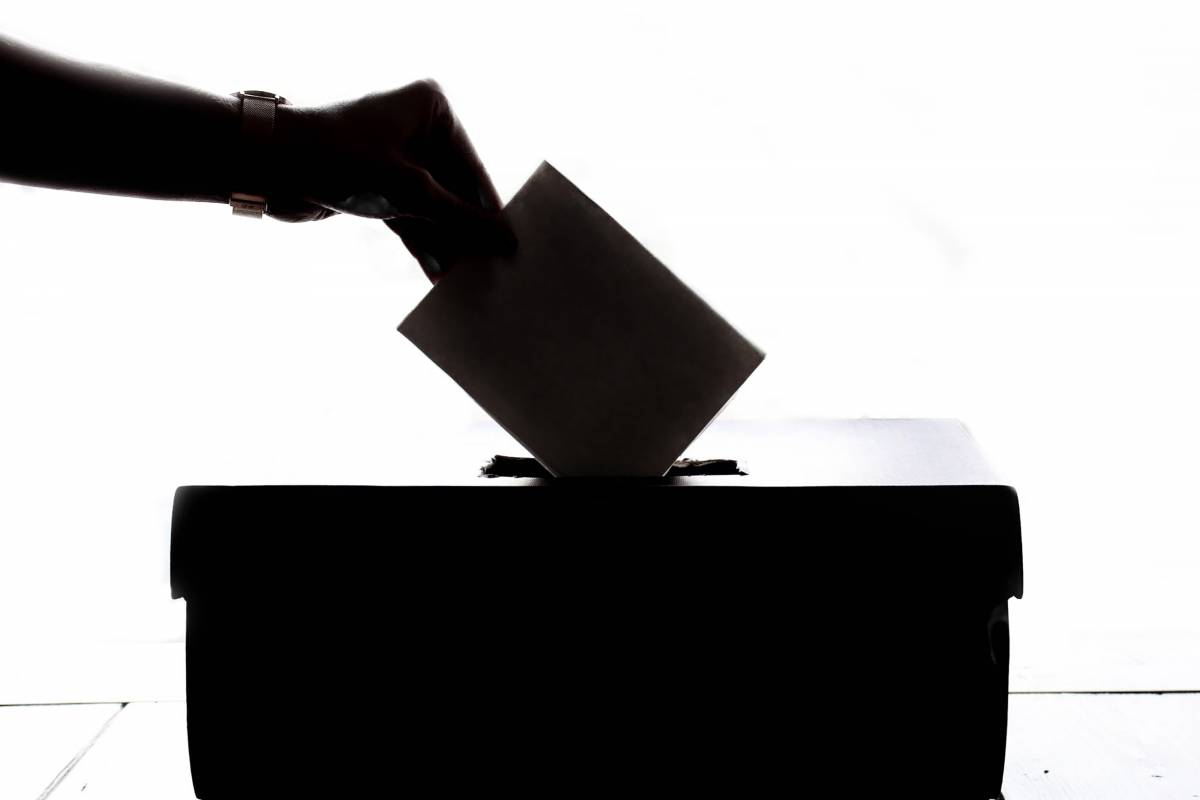 Κυκλοφοριακές ρυθμίσεις στην Ευελπίδων λόγω εκλογών
