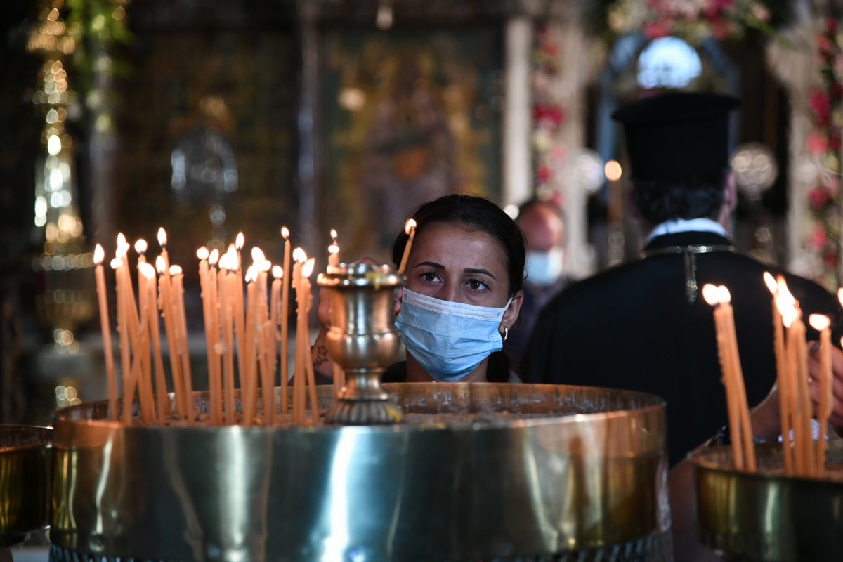 Θεσσαλονίκη: Απομακρύνθηκε ιερέας επειδή έκανε κηρύγματα κατά του κορονοϊού